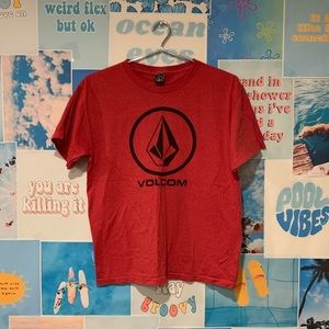 2/$25 🌸VOLCOM tshirt